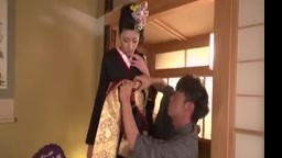 Yuna Shiratori spreads legs for a big dick to smash her cunt